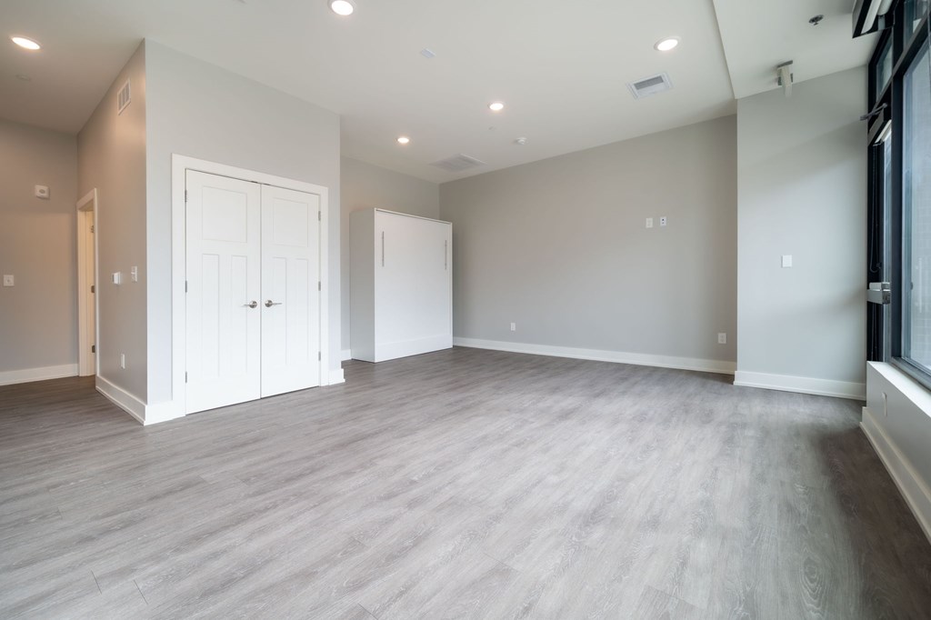 Studio at Grand Rapids Apartments | Gateway at Belknap Apartments in Grand Rapids, MI