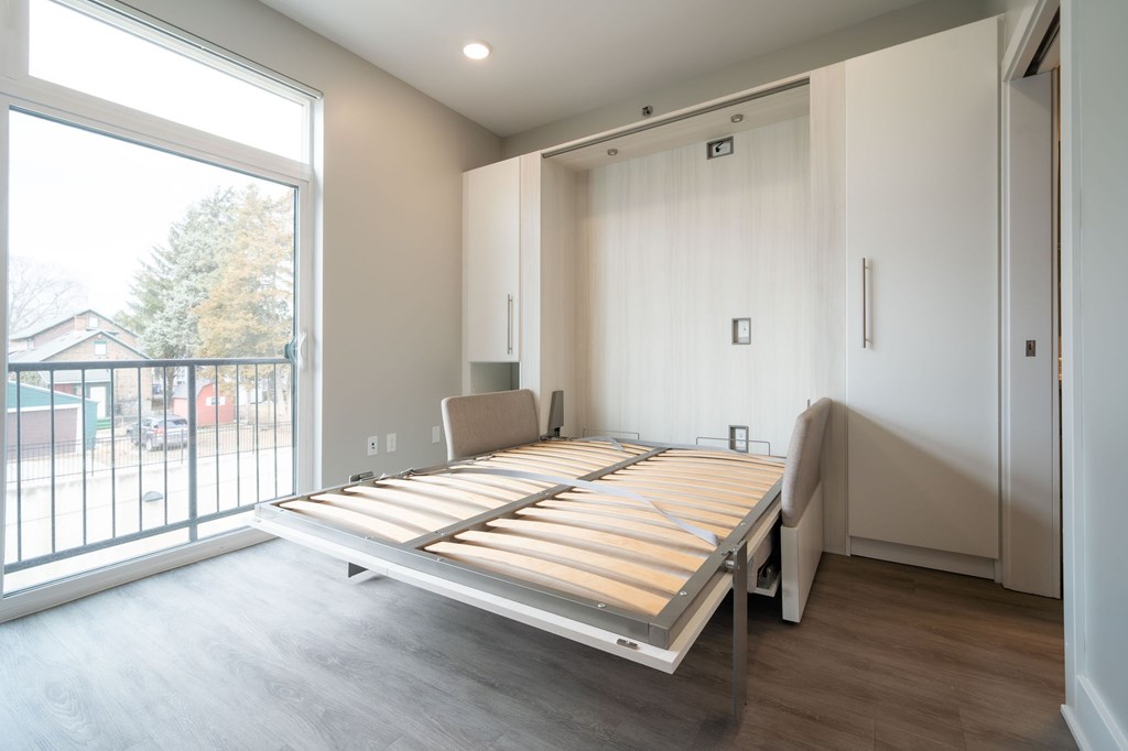 Studio at Grand Rapids Apartments | Gateway at Belknap Apartments in Grand Rapids, MI