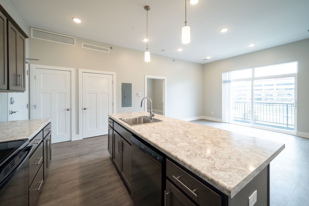 Kitchen at Grand Rapids Apartments | Gateway at Belknap Apartments in Grand Rapids, MI