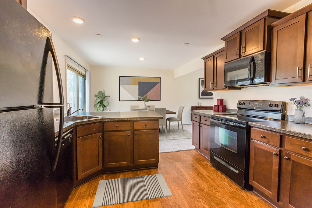 Townhomes near Michigan State University | Oakbrook Townhomes