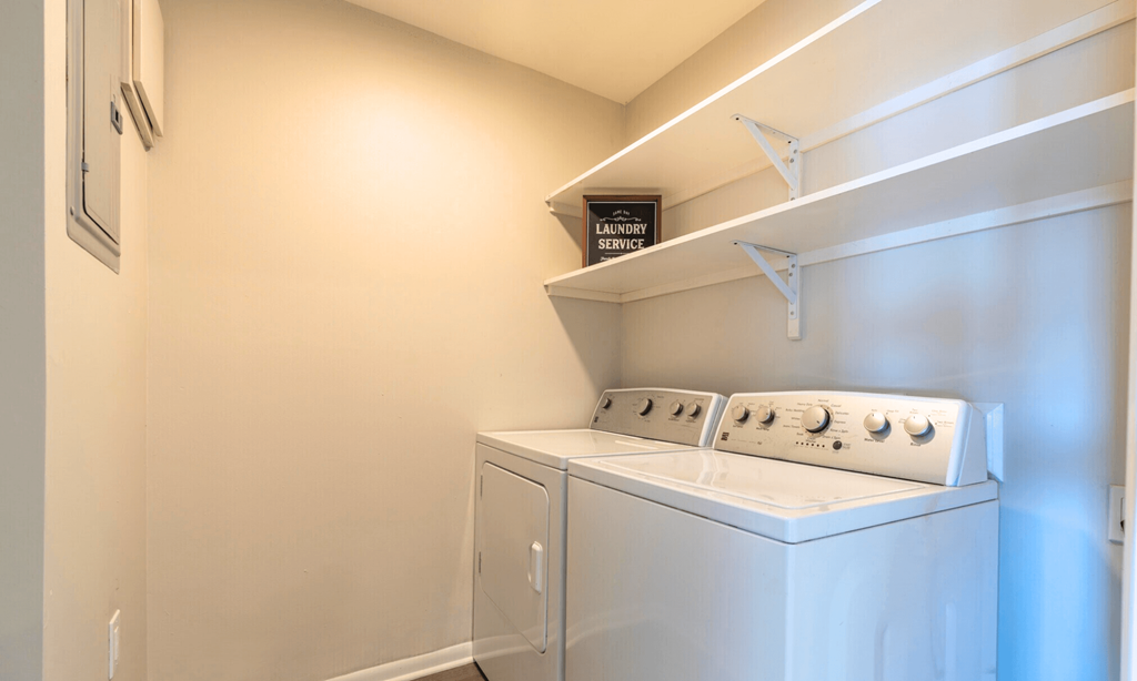 Washer and Dryer in Apartment in Lansing, Michigan