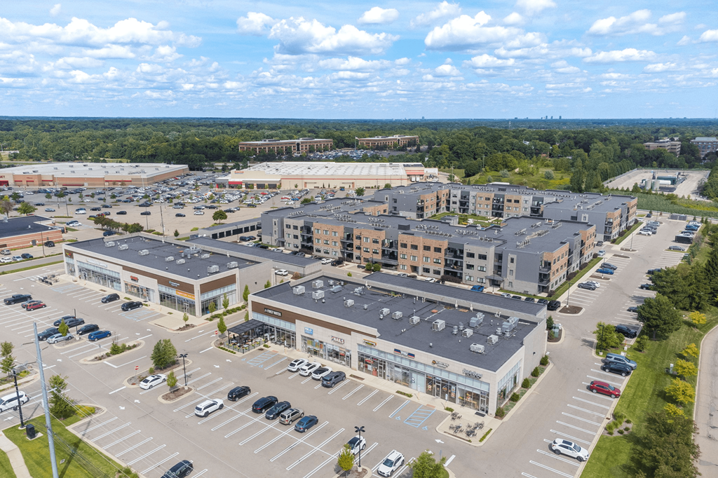 Metro Detroit Apartments | The Gem Apartments in Livonia MI