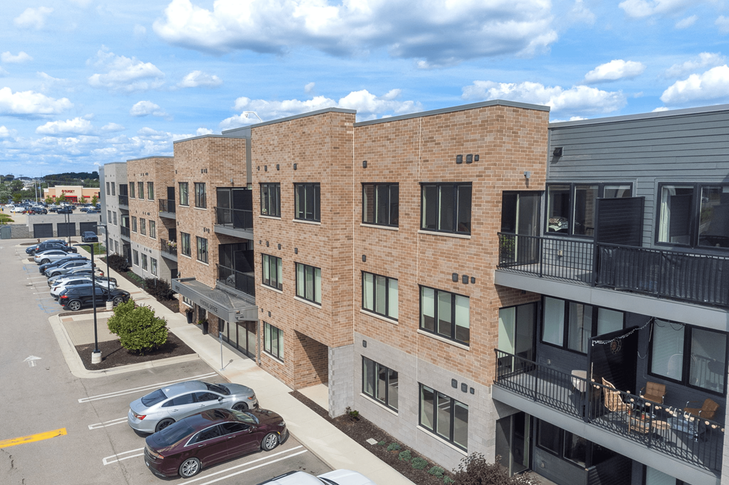 Metro Detroit Apartments | The Gem Apartments in Livonia MI