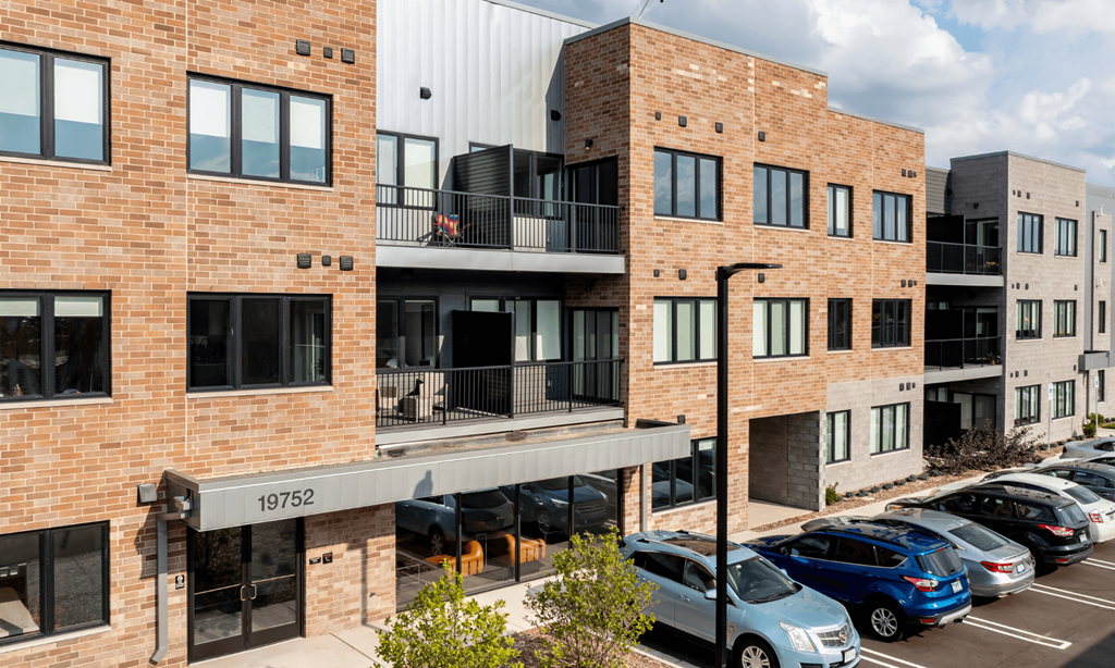  The Gem Apartments 48152