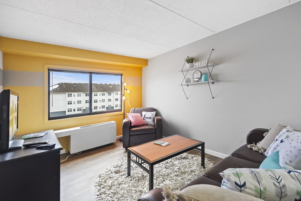 Spacious living room in East Lansing Apartments near Michigan State University | The Oaks