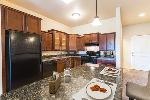 Spacious Kitchen in East Lansing Apartments near Michigan State University | Waterbury Place