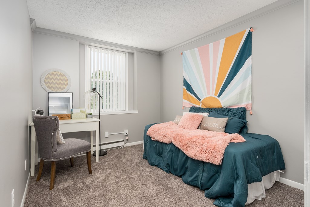 Spacious bedrooms in East Lansing Apartments near Michigan State University | Woodbrook Village Apartments