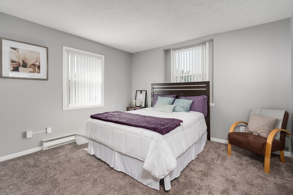 Spacious bedrooms in East Lansing Apartments near Michigan State University | Woodbrook Village Apartments