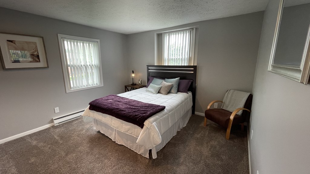 Spacious bedrooms in East Lansing Apartments near Michigan State University | Woodbrook Village Apartments