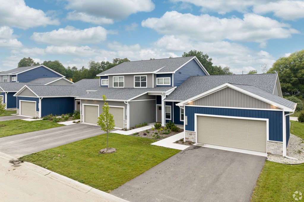 Exterior at apartments in Traverse City | Bayview of Traverse City