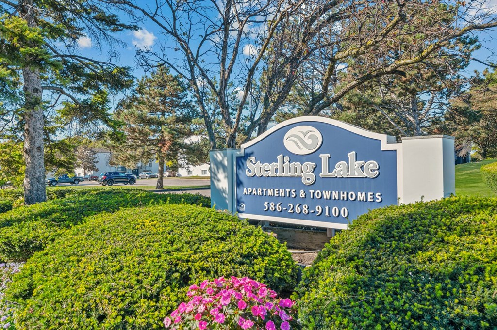 Welcoming Property Signage at Sterling Lake - Sterling Heights, MI, Sterling Heights, 48312