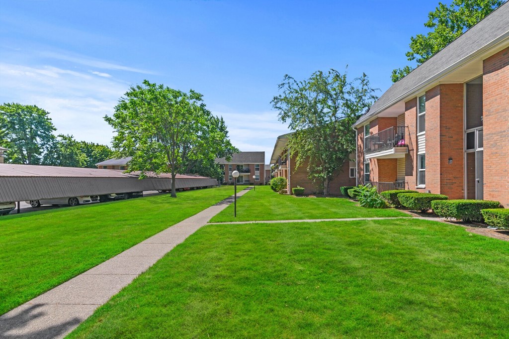 One Bedroom Apartments in Warren, MI