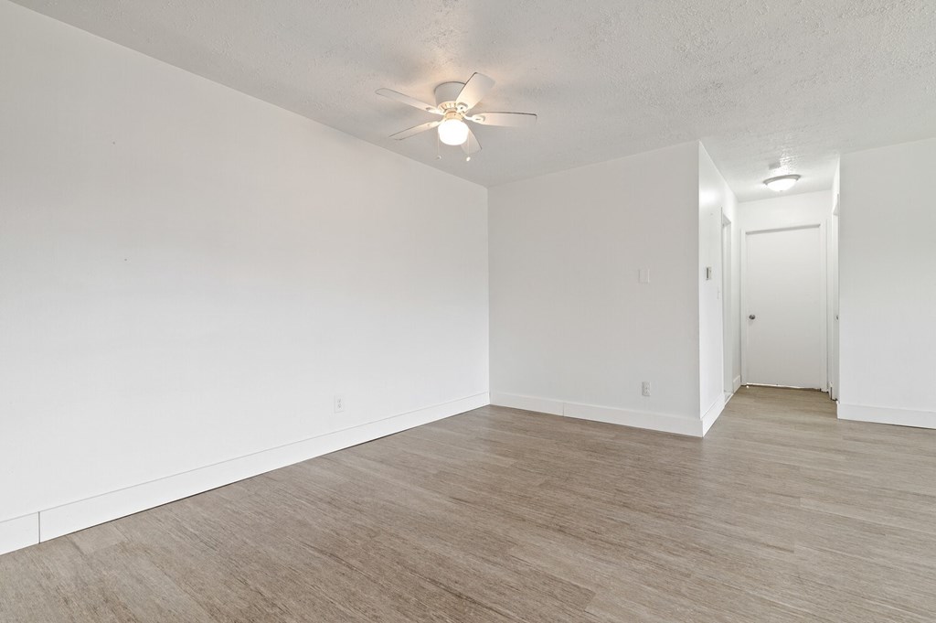 Pet friendly apartments in Roseville, MI