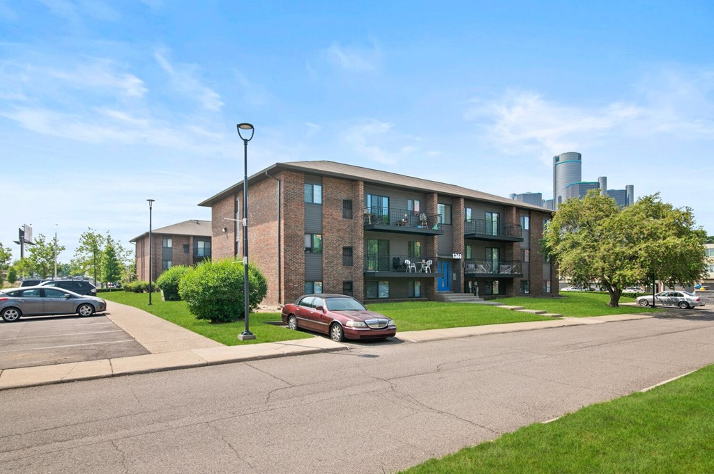 Beautiful Apartment at Lafayette Park Place, Detroit, MI, 48207