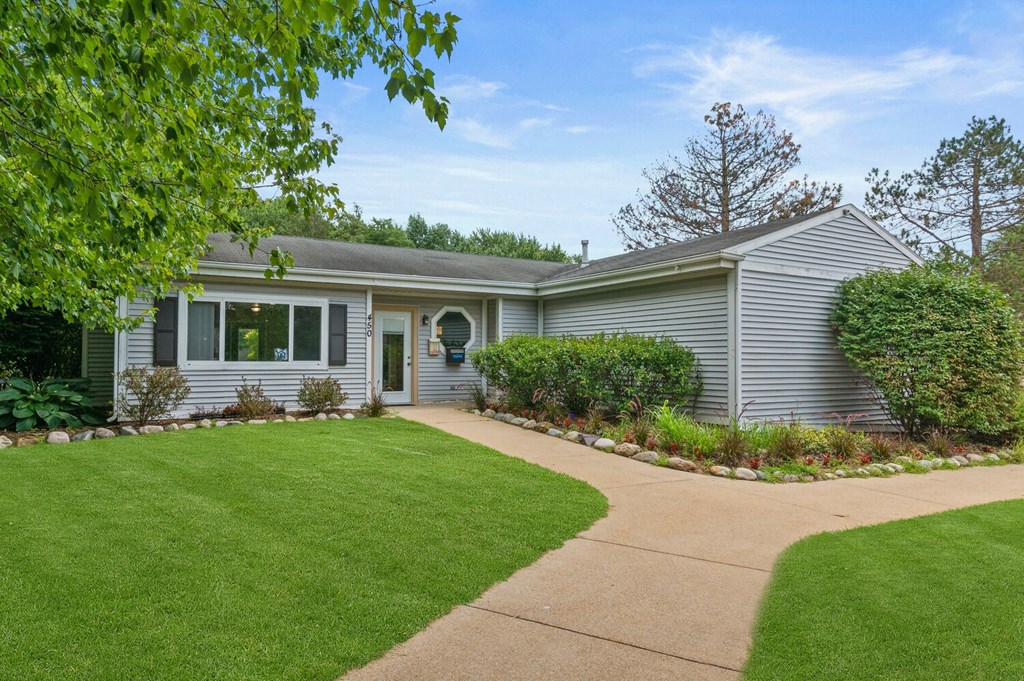 Way to entrance at Parchment Point Townhomes & Apartments - Parchment, MI, Parchment, Michigan