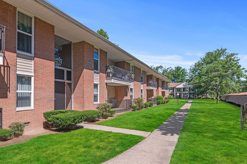 One Bedroom Apartments in Warren, MI