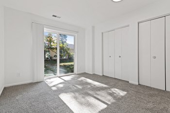 315 E. Edgewood Blvd Studio-2 Beds Apartment, Townhouse for Rent - Photo Gallery 20