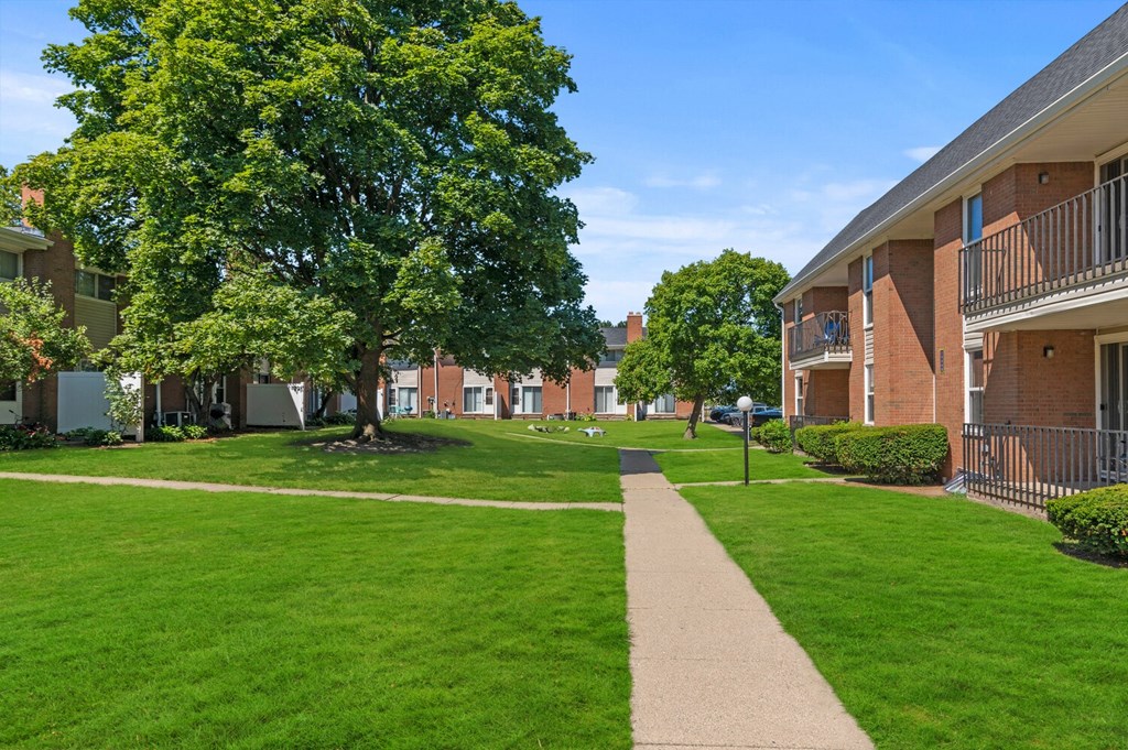 One Bedroom Apartments in Warren, MI