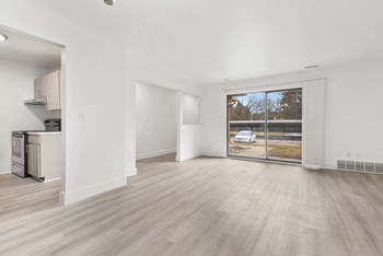 37410 Fountain Park Cir 1-2 Beds Apartment for Rent - Photo Gallery 6