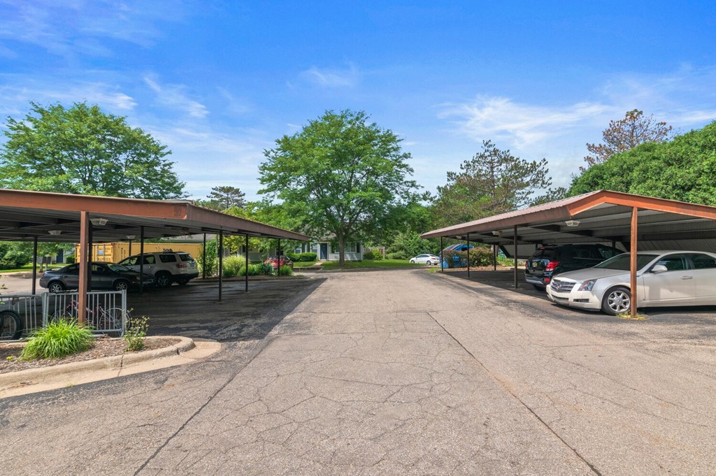 Garage at Parchment Point Townhomes & Apartments - Parchment, MI, Michigan, 49004