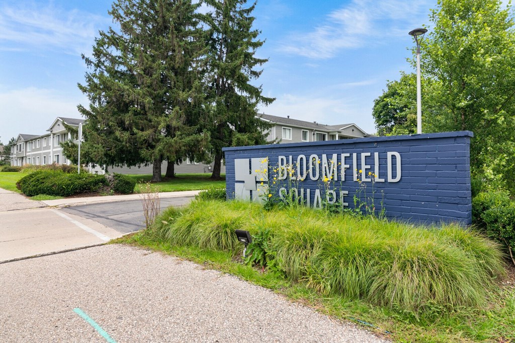 pet friendly apartments in auburn hills mi