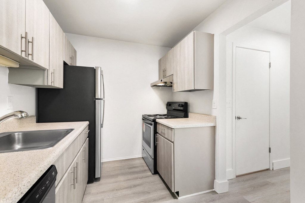 Newly renovated apartments in Westland, MI