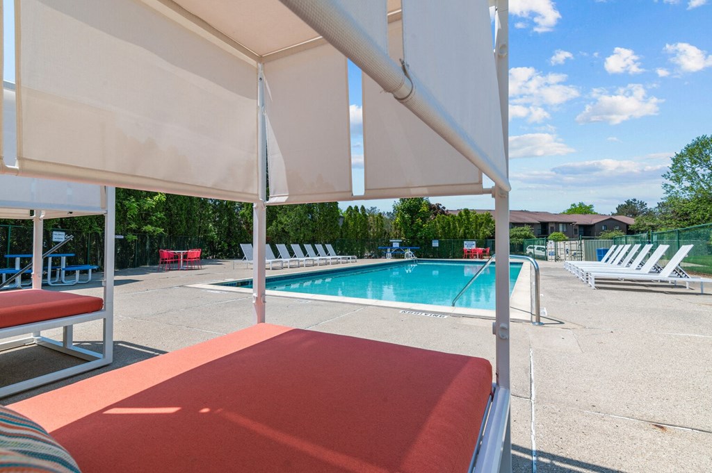 the swimming pool at the resort at governors residence