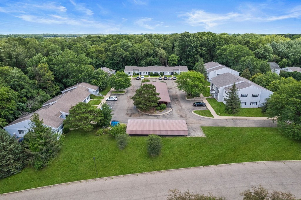 Parchment Point Townhomes & Apartments Parchment, MI, 450 Haymac Dr