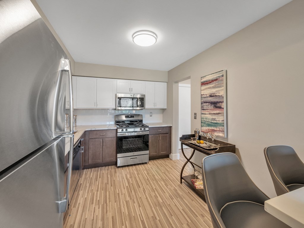 dining area off kitchen at Rochester Club Apartments - Rochester, MI, Michigan, 48306