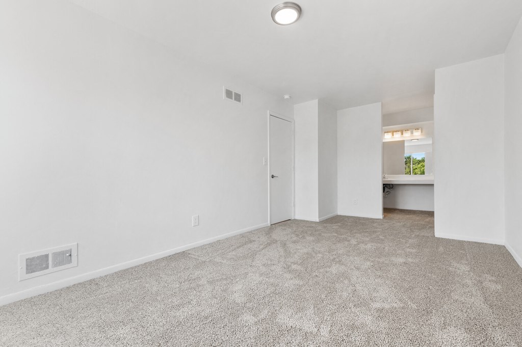 Pet-friendly apartments in Southfield, MI