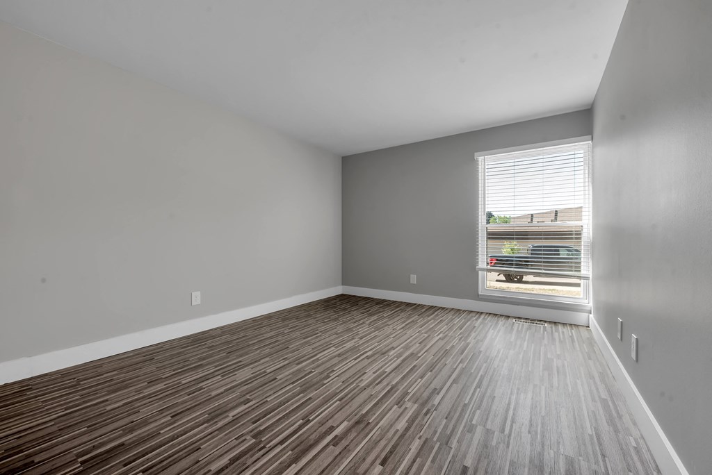 Vacant Bedroom at Rochester Club Apartments - Rochester, MI, Michigan, 48306