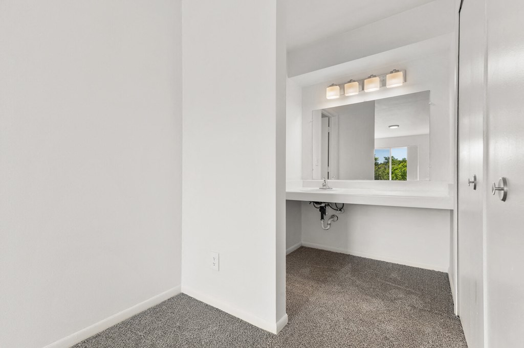 Pet-friendly apartments in Southfield, MI