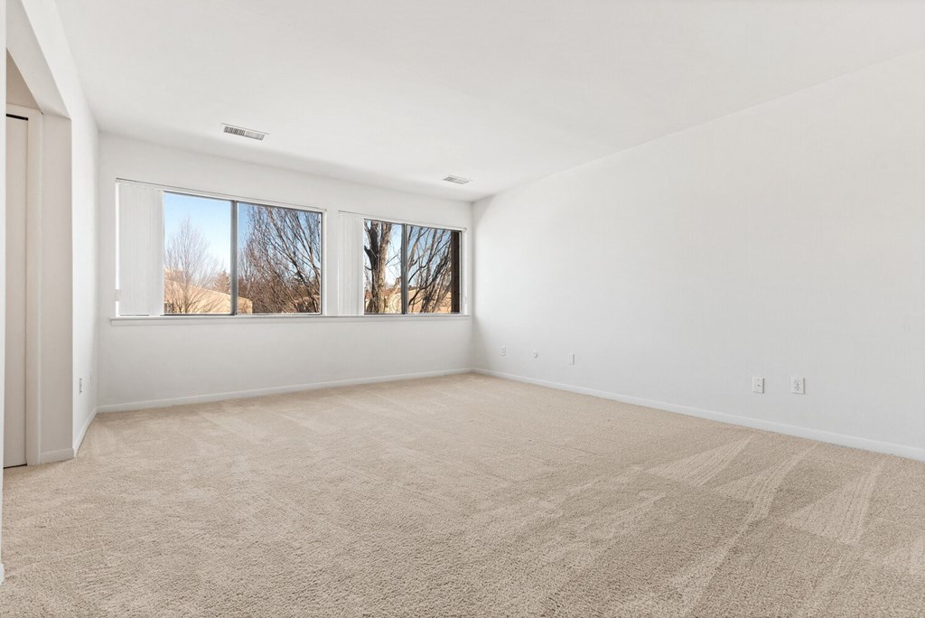 Spacious one, two and three bedroom apartments in Southfield, MI