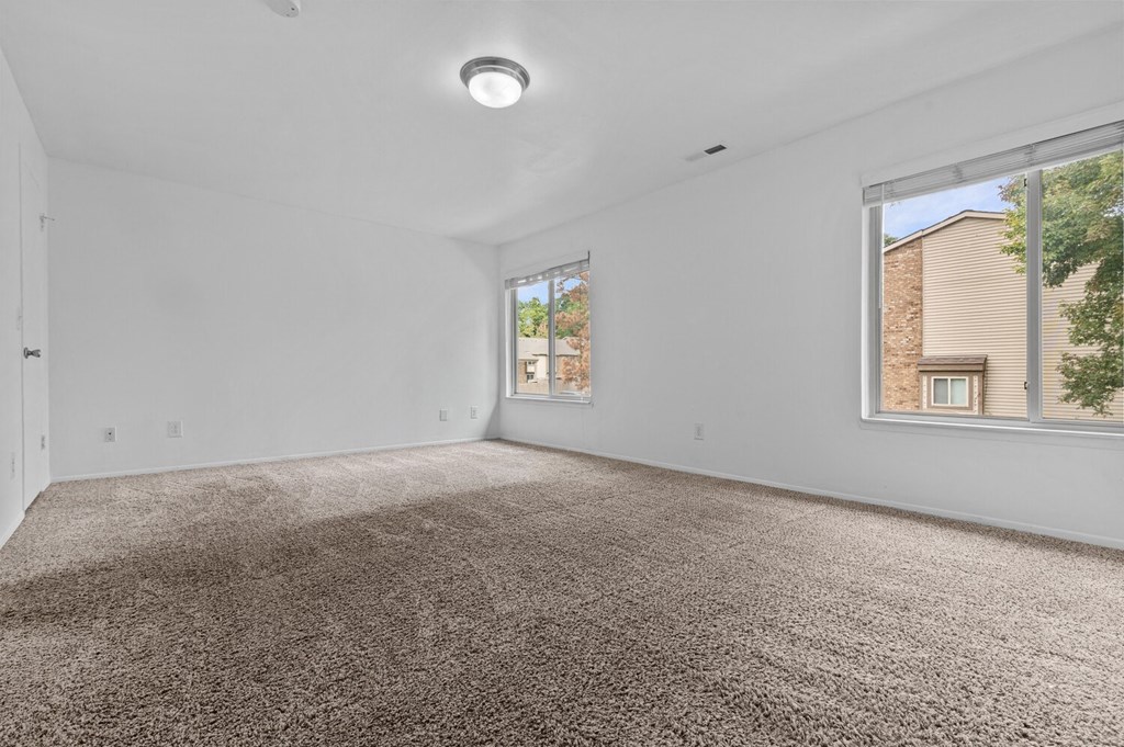 Large Window at Edge At Farmington Hills - Farmington Hills, MI, Farmington Hills, MI