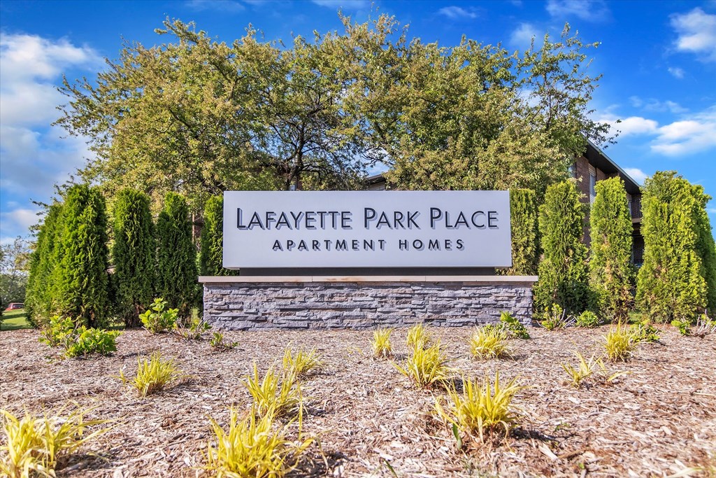 Front Entrance at Lafayette Park Place, Detroit, MI, Detroit, MI
