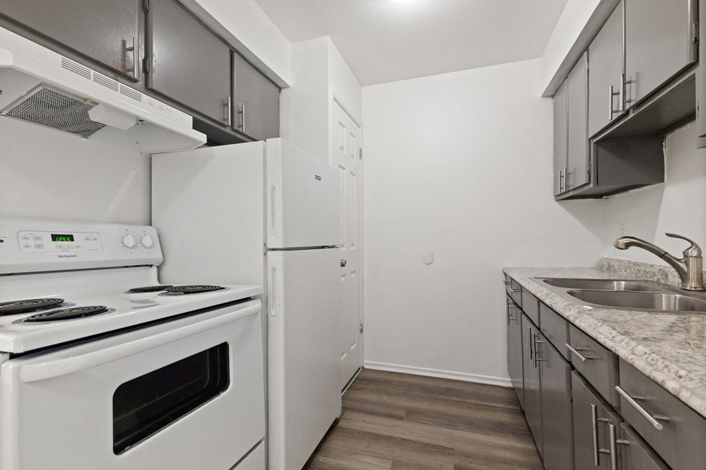 Pet friendly apartments in Roseville, MI