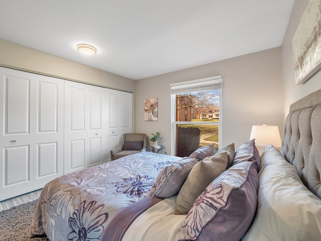 Private Master Bedroom at Rochester Club Apartments - Rochester, MI, Rochester Hills