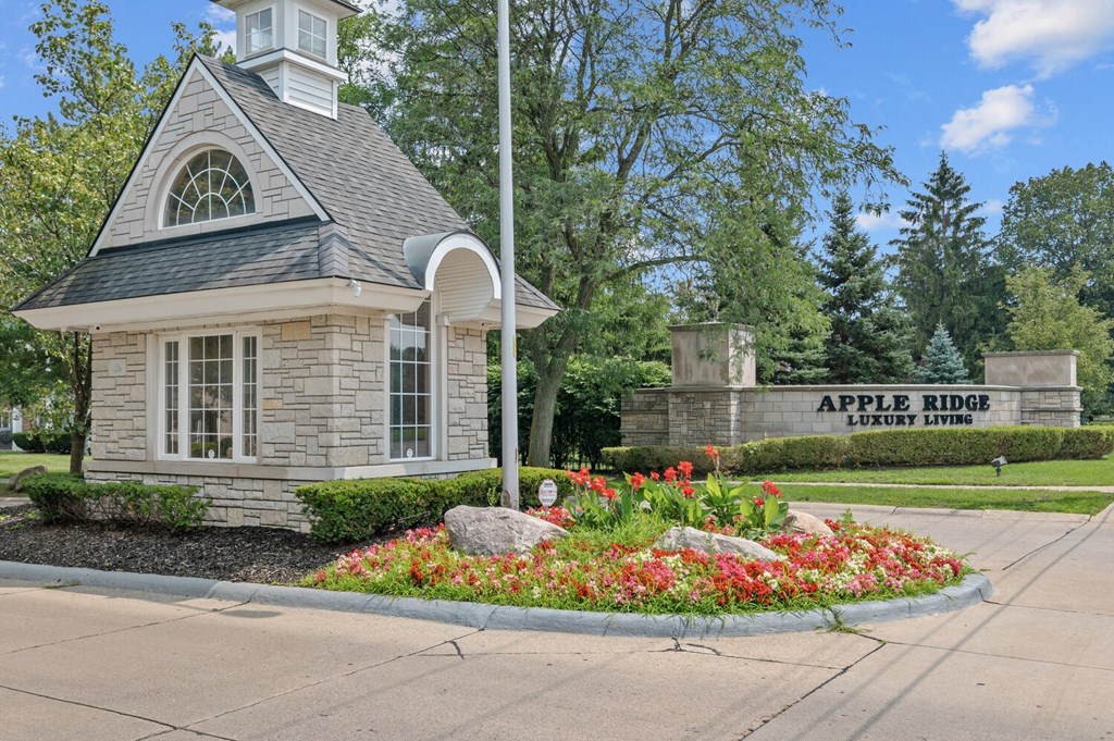 Entrance View at Apple Ridge Apartments - Livonia, MI, Michigan, 48152