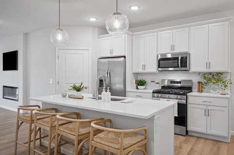 5225 Belvedere Street 1-3 Beds Apartment for Rent