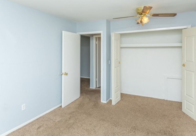 Large Wall Closet Large Wall Closet - Photo Gallery