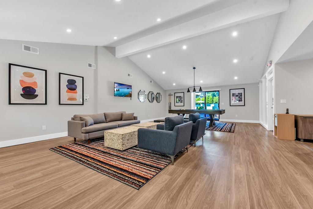 Newly renovated apartments in Westland, MI