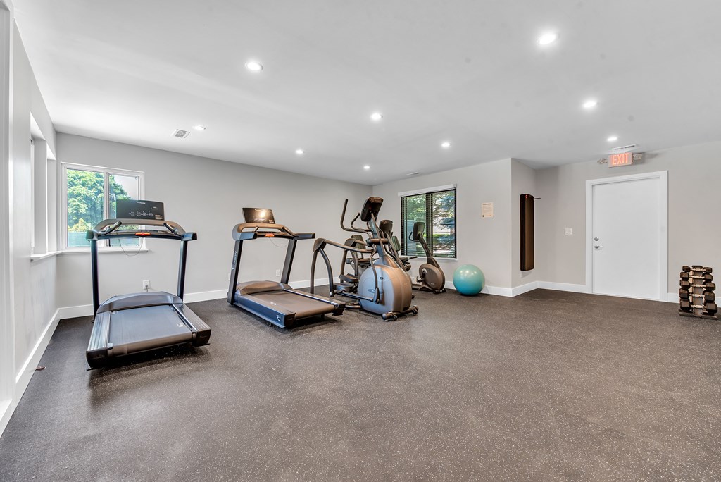 Luxury Apartments for Rent in Westland, MI