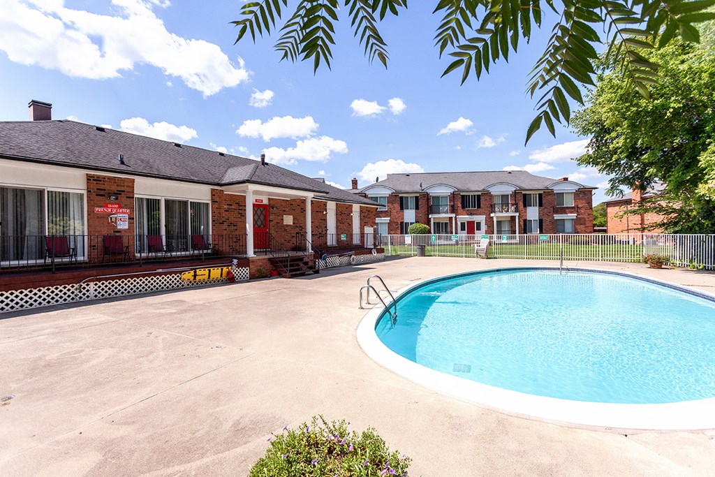 Invigorating Pools at French Quarter - Southfield, MI, Southfield, Michigan