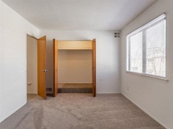 15833 W. 11 Mile Rd #108 1 Bed Apartment for Rent - Photo Gallery 10