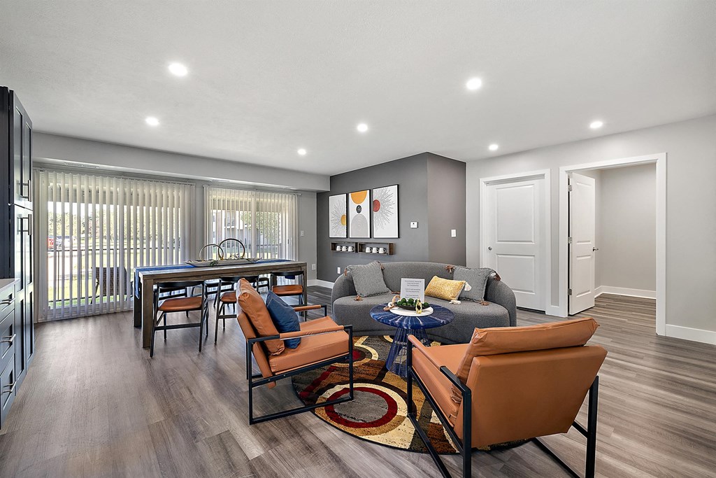 the residence on lamar apartment homes leasing office and living room at Sunnymede Apartments - Troy, MI, Troy