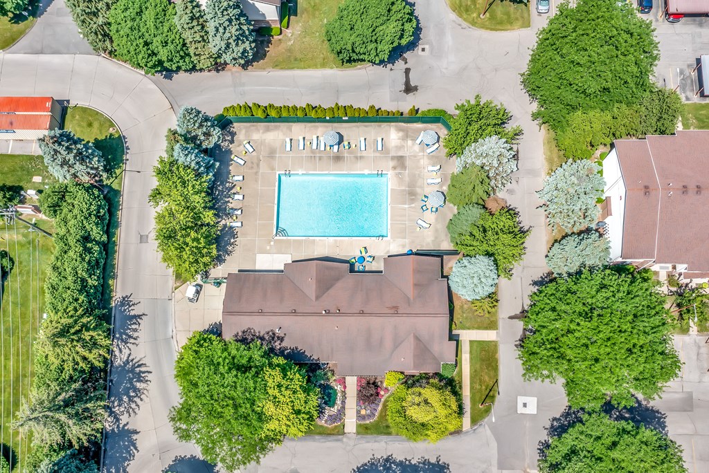 Apartments with washer and dryer in Westland, MI