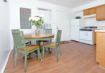 dinning - Photo Gallery 5