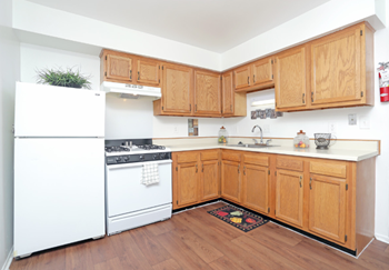 townhome kitchen - Photo Gallery 4