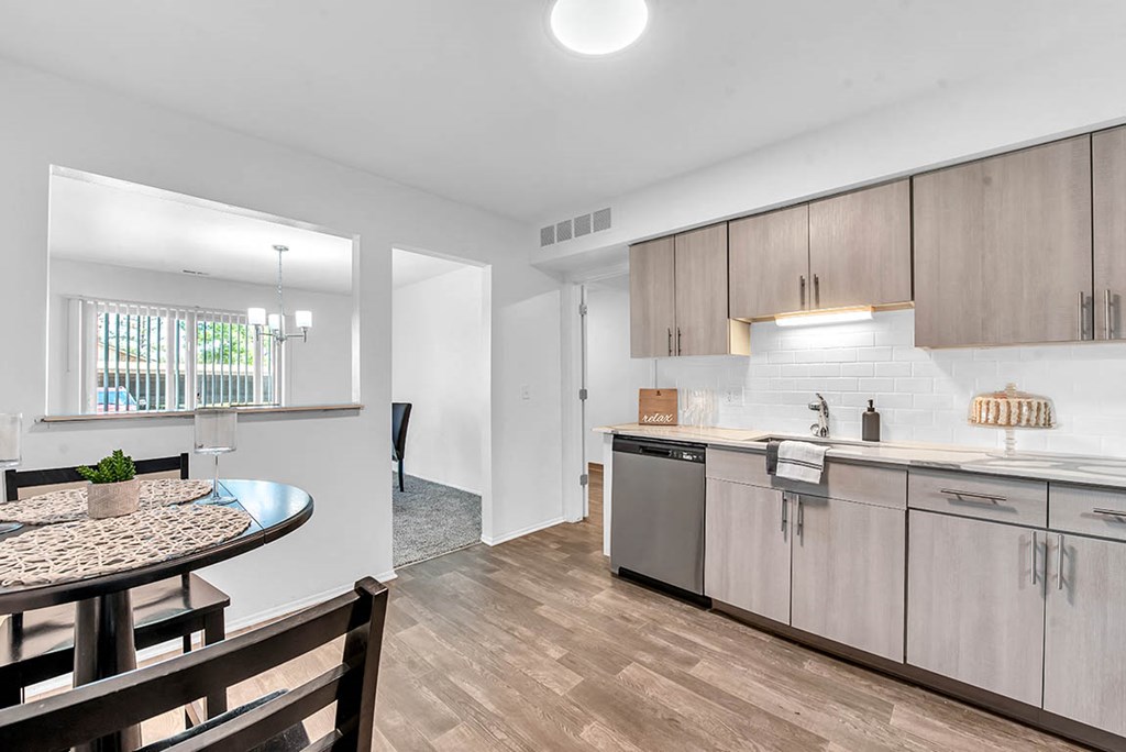 Dining And Kitchen at Edge At Farmington Hills - Farmington Hills, MI, Michigan, 48334