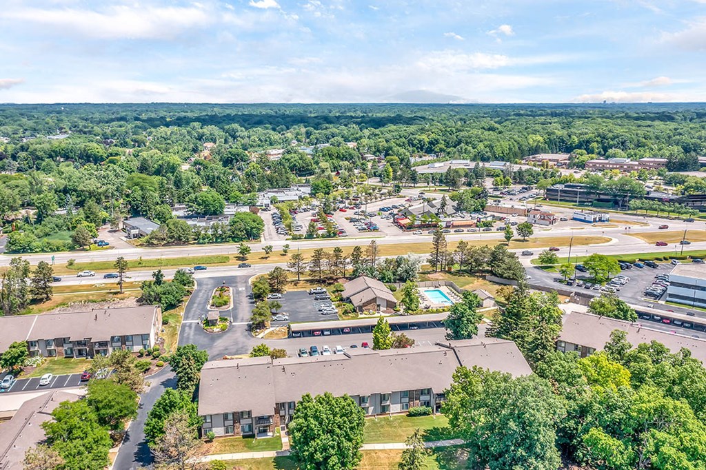 Drone Exterior View at Edge At Farmington Hills - Farmington Hills, MI, Farmington Hills